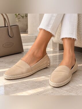 Tod’s Women’s Beige Leather Espadrille Driving Shoes Sz 36.5 Made in Italy